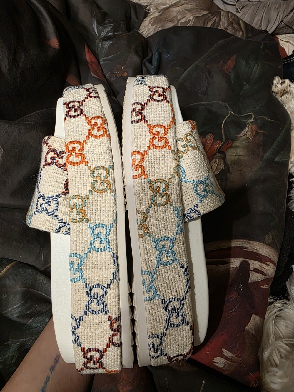 Please Read Description Gucci White Slides with GG Pattern - Picture 3 of 6